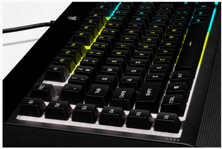 Herná klávesnica Corsair K55 RGB pre