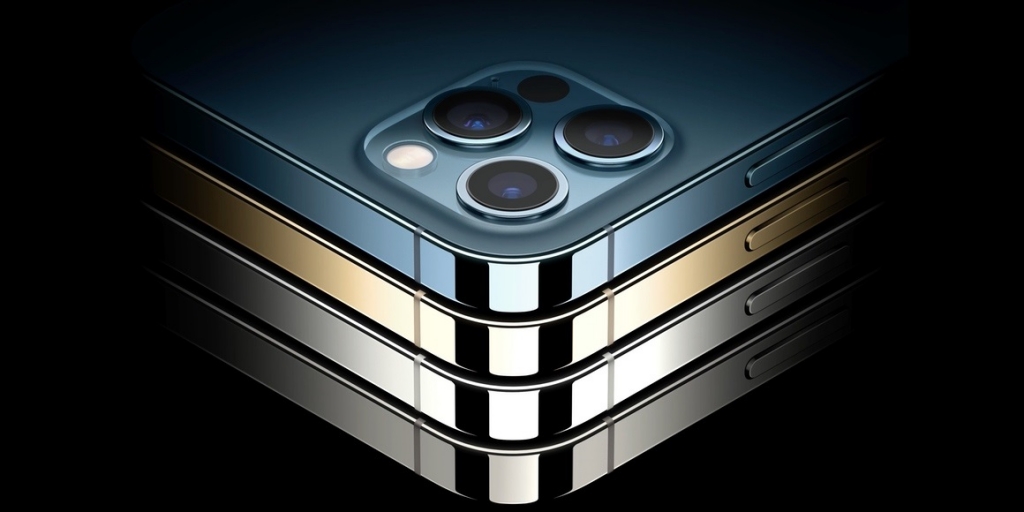 Detail zadného fotoaparátu Apple iPhone 12 Pro Max