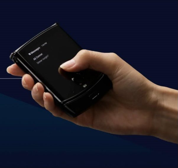 Mobilní telefon Motorola Razr eSIM