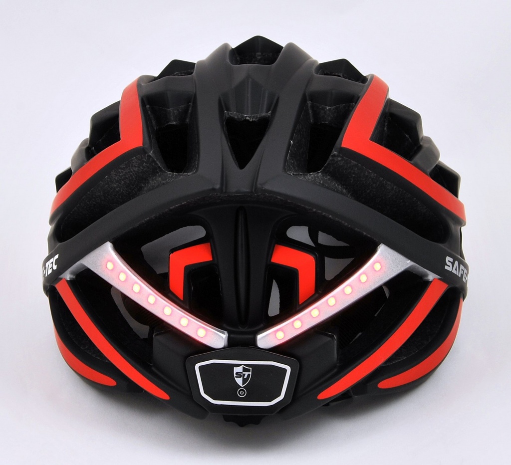 Chytrá helma SafeTec TYR, M, LED blinkry, bluetooth, černá