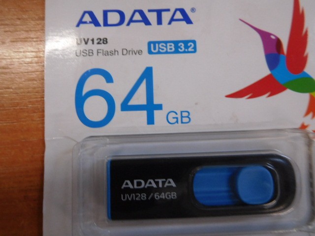 A-Data UV128 64GB, USB 3.0, černo-modrý POUŽITÉ, NEOPOTŘEBENÉ ZBO
