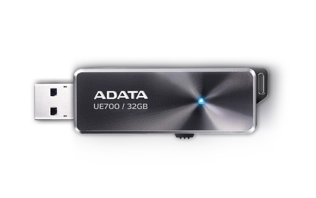 ADATA UE700 32GB, USB 3.0, černá