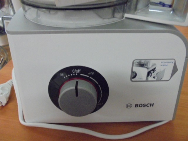 Bosch MCM 4200 OBAL POŠKOZEN