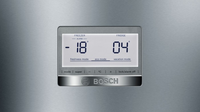 Kombinovaná chladnička s mrazničkou dole Bosch KGN49AIDP, A+++ PO